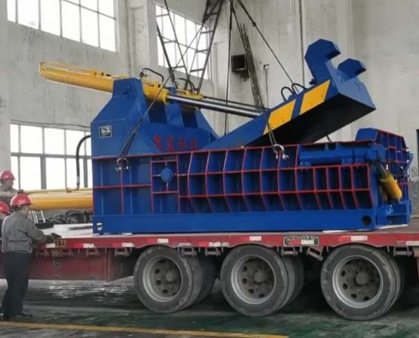 大型廢鋼打包機，廢鋼壓塊機